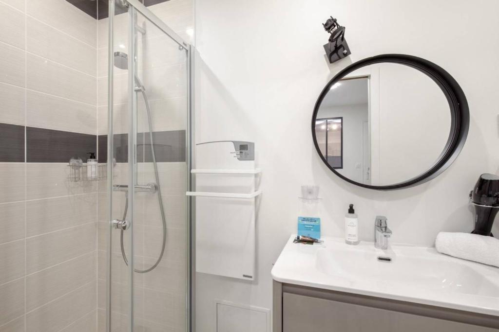 Beautiful Modern Apartment for 4 near Bastille - 4