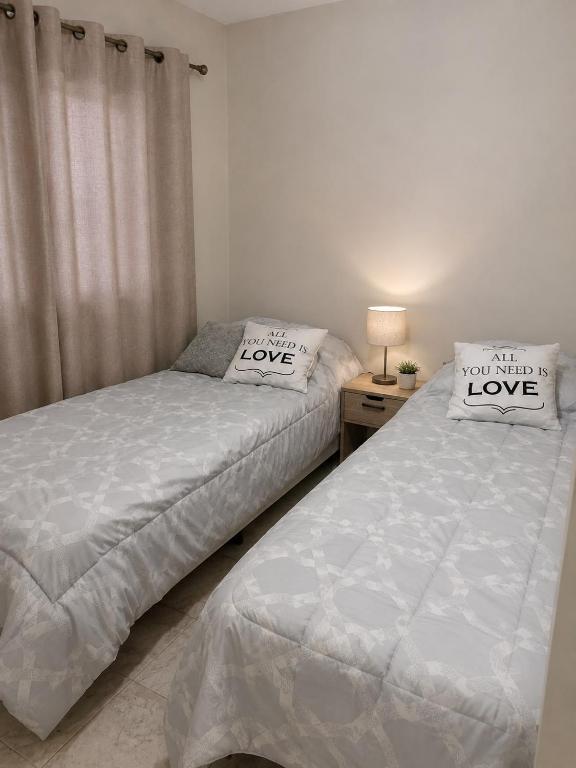 Stefano apart - 1
