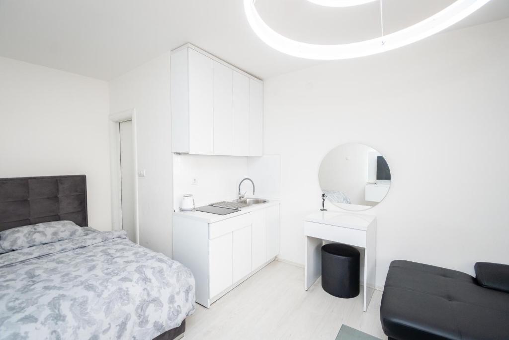 Vega Apartments - 4