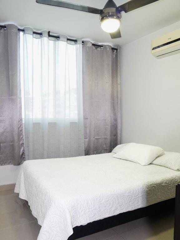 Three Bedroom Apartment in Villa Carolina by Habiance - 5