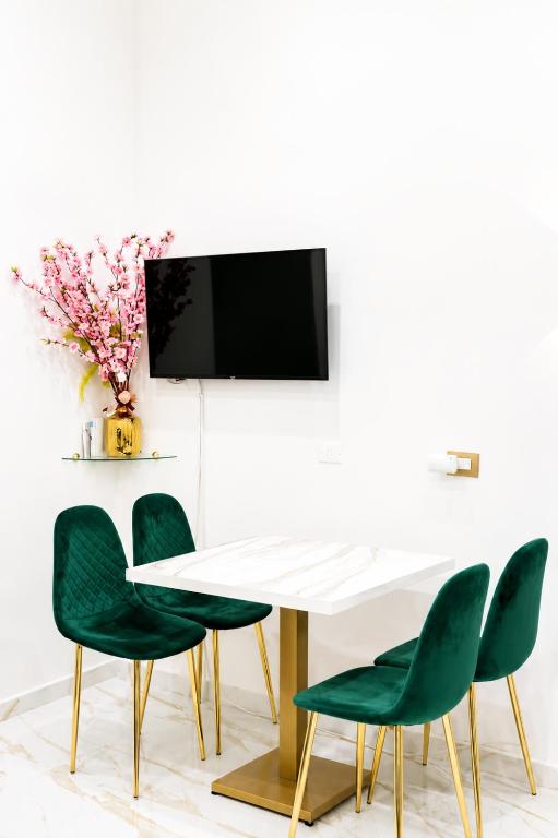 Valery Luxury Apartment Centro Storico - 5