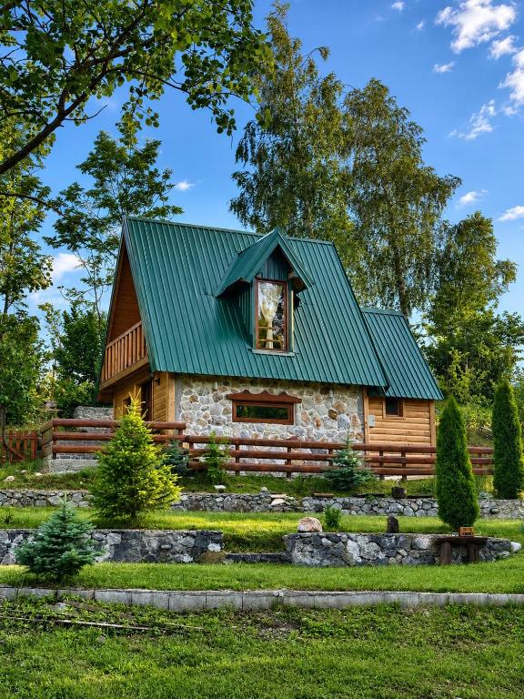 Peaceful Mountain Cabin Escape - 1
