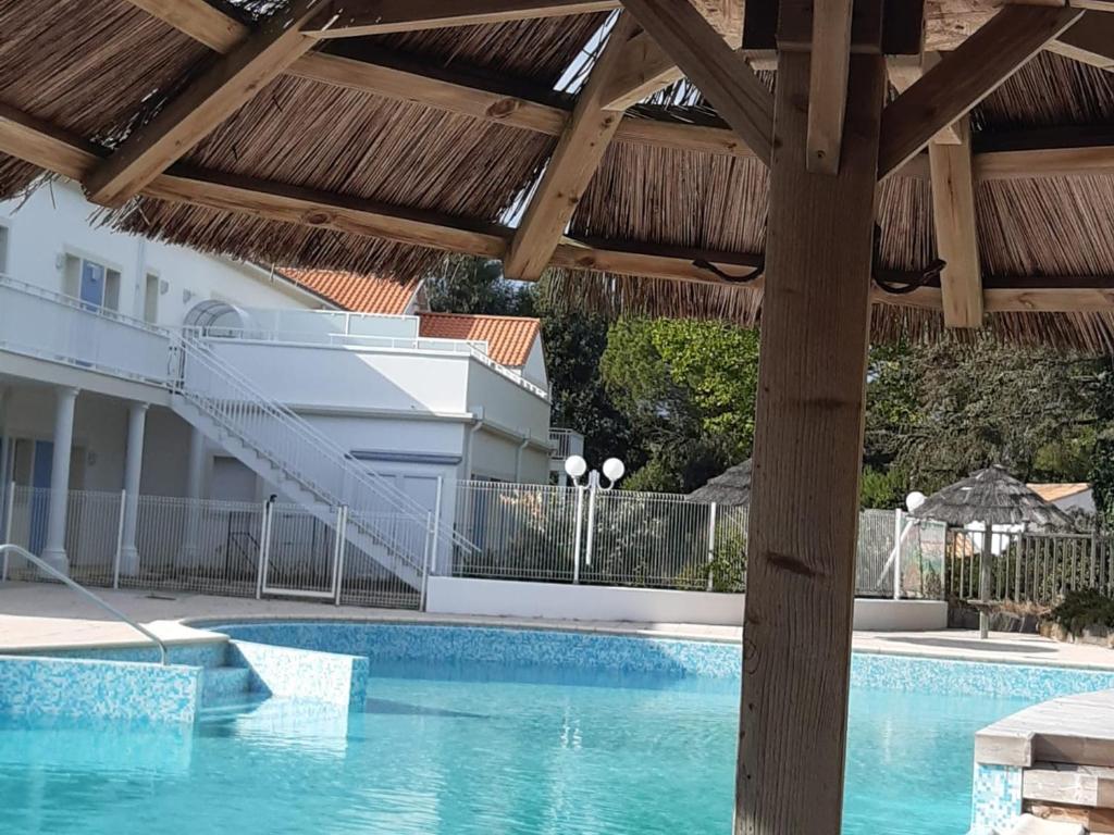 Maison charmante, animaux OK - 4 pers. - FR-1-323-623 - 1