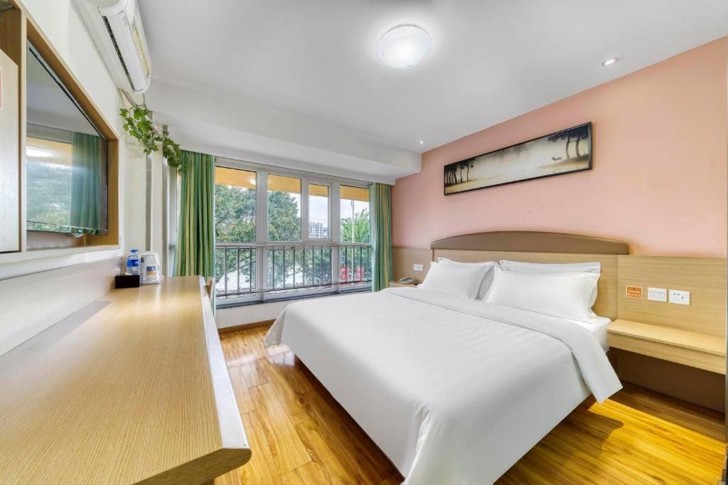 7 Days Inn Ya'an Langqiao Pedestrian Street Center