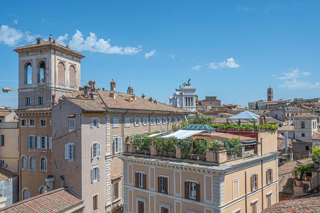 Palazzo Costaguti luxury and terrace up to 6 - 3