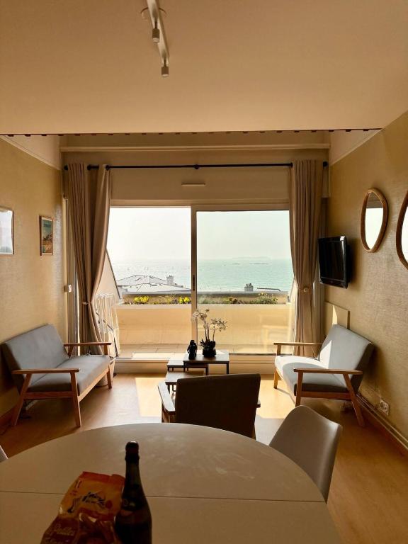 Duplex Saint Malo, front de mer, vue mer, plage, parking avec borne de recharge - 4
