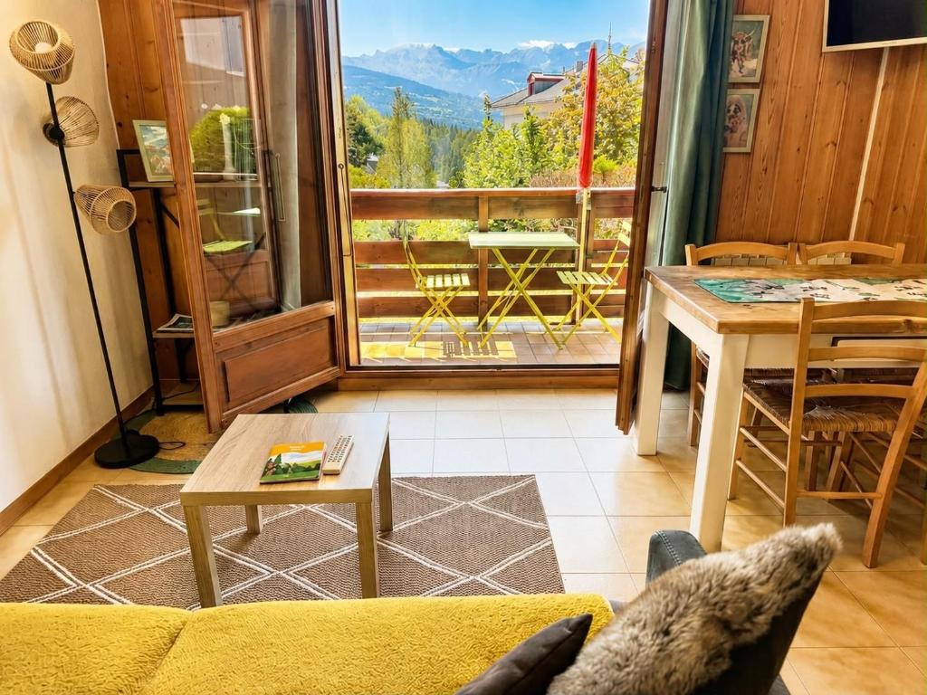 Cosy Montain - La Pointe aux Aravis - 1