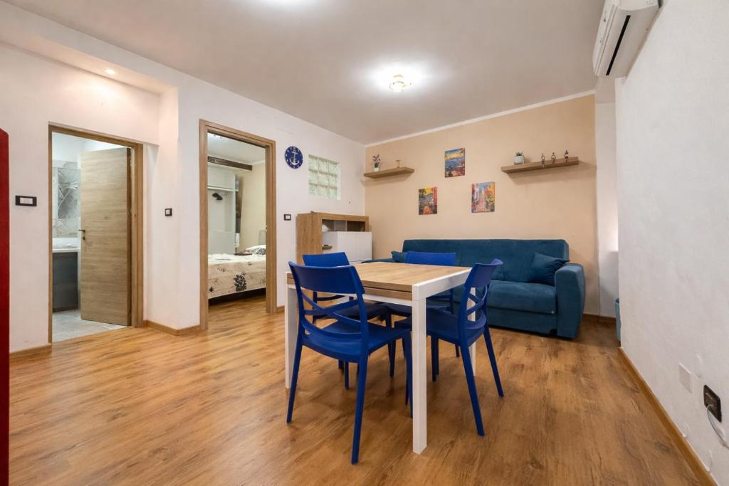 Bright Flat , Air Conditioning , 5 min Train Station - 2