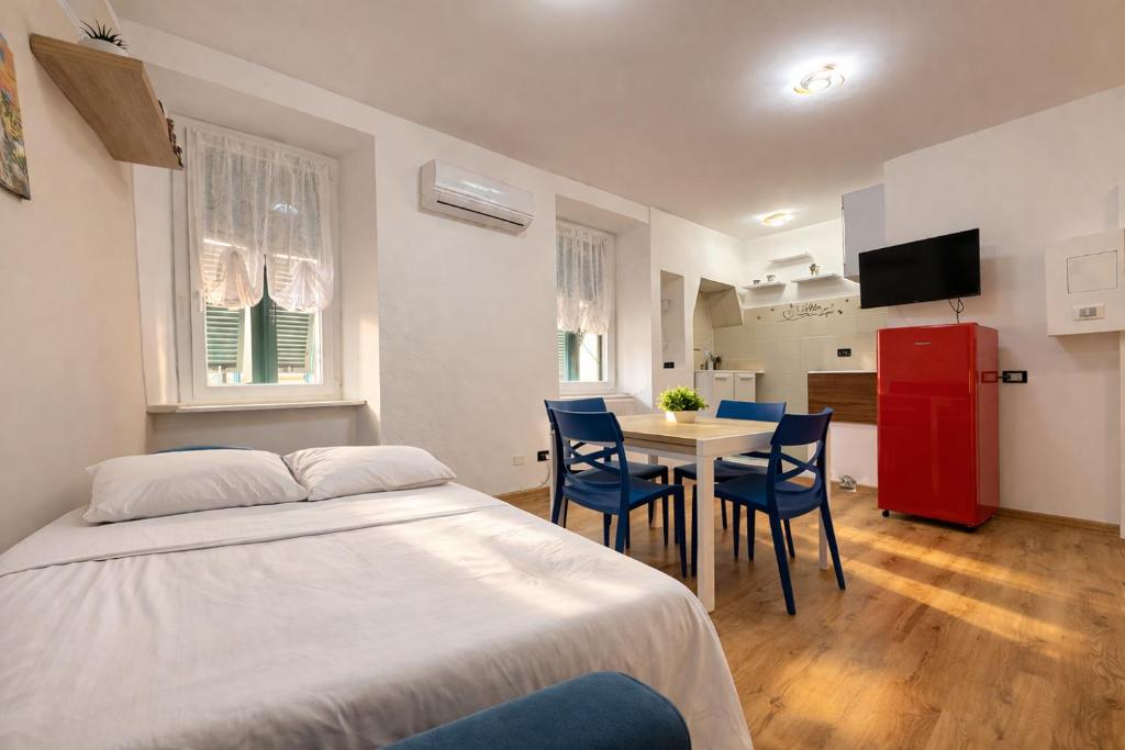 Bright Flat , Air Conditioning , 5 min Train Station - 4