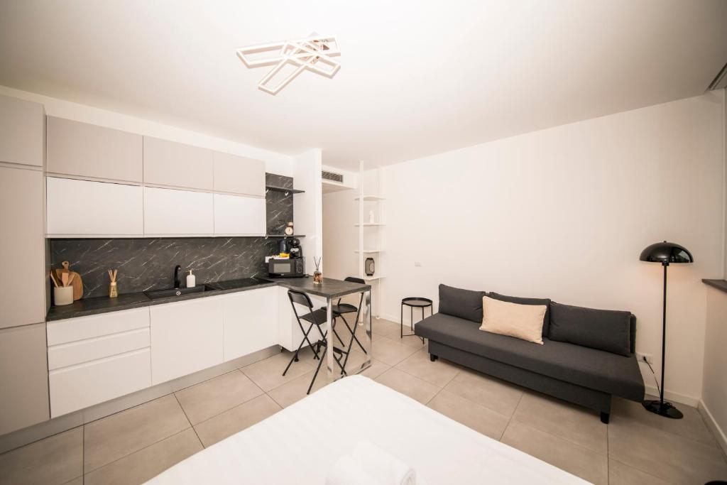 Ponti Cozy Apartment - Private Parking available, Near Navigli, Romolo Metro and Duomo - 2