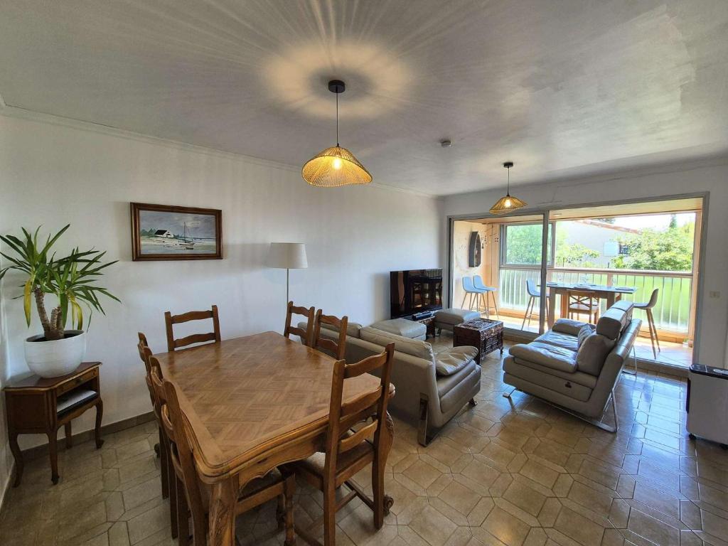 Bel appartement 2 chambres,vue mer,WIFI,parking - 4