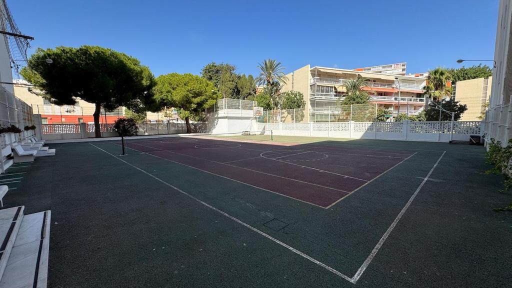 Family Holidays - La Carihuela, Piscina y Parking - 5