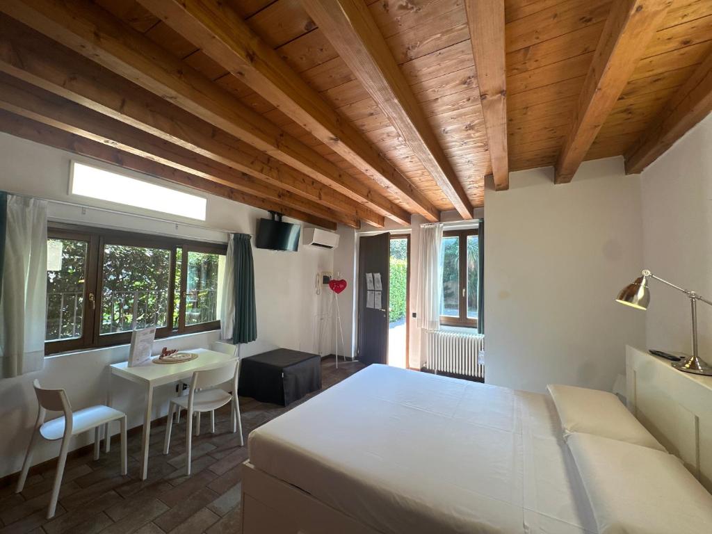 Bergamo Easy Airport - private parking - 4