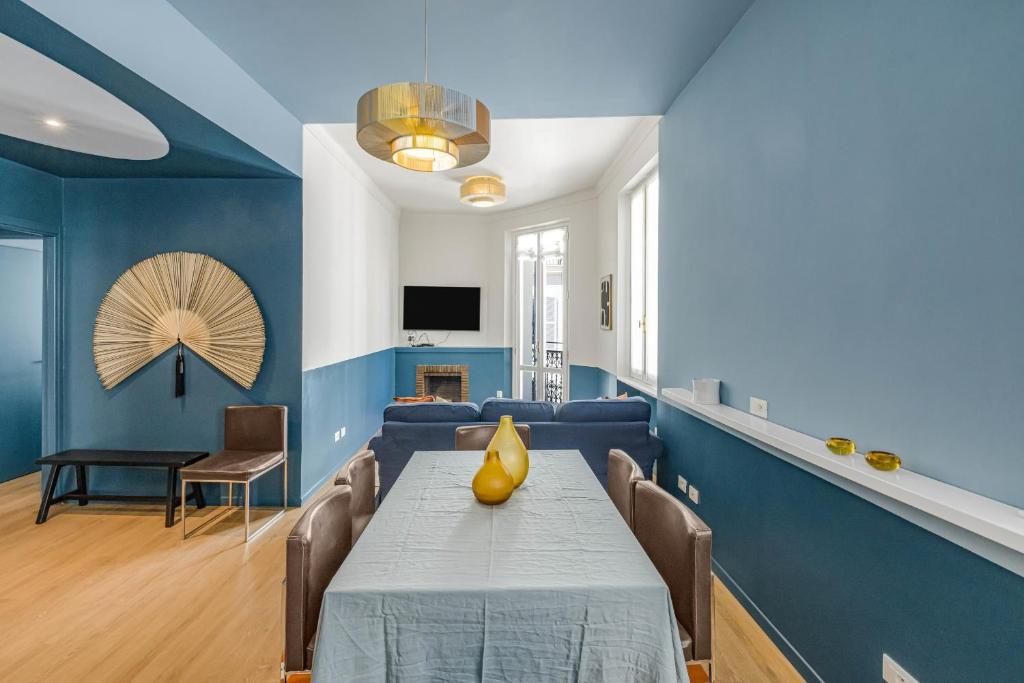 REF 2085 - Cannes Centre Appartement 3 pièces avec balcon à louer - 1