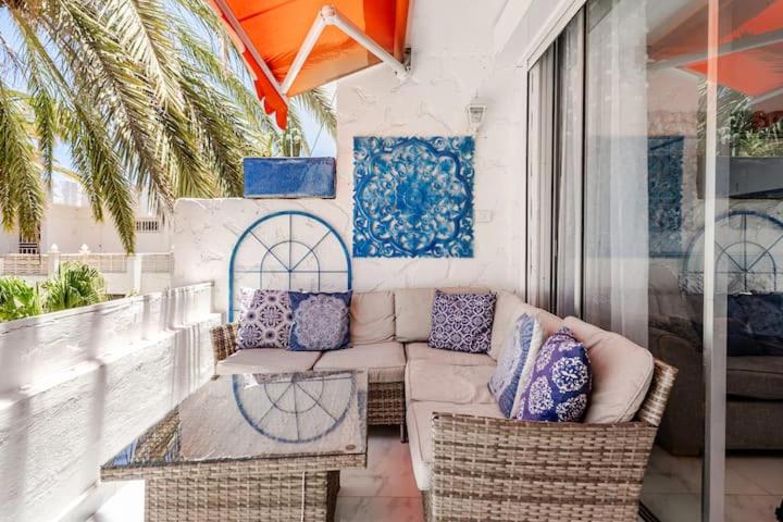 Canarian blue Suite tropical garden view & Pool - 4