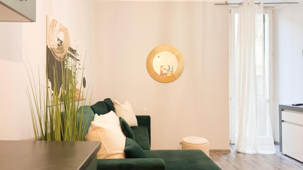 Piazza Erbe city centre Free Parking - 3