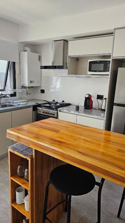 Departamento con Cochera en zona Aldrey Guemes - 4