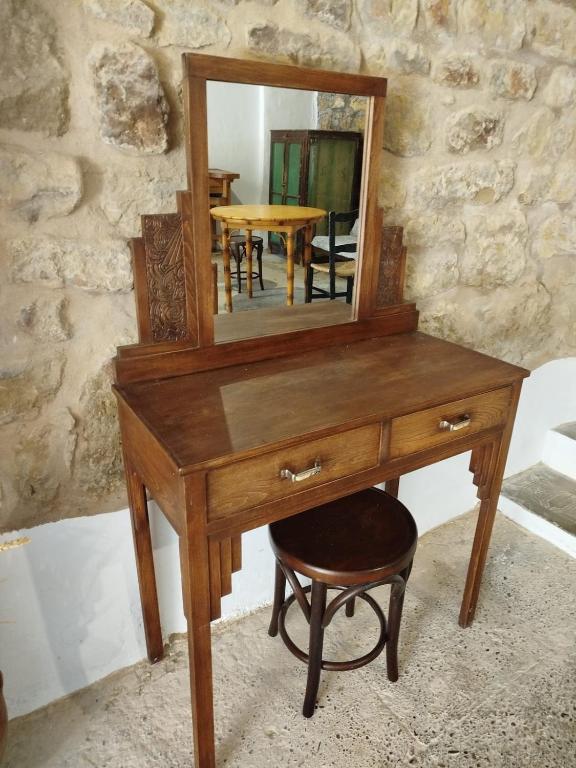 Apartamento con chimenea y jardín - 2