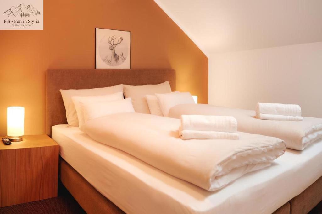 Mountain Suite A10 - by FiS - 3