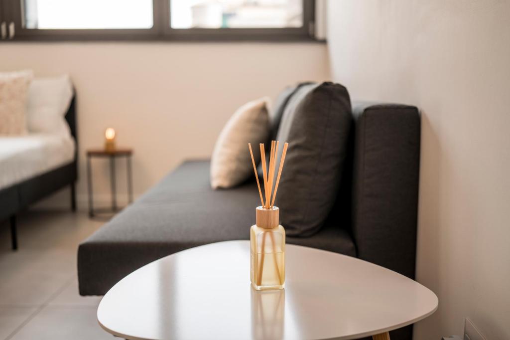 Ponti Cozy Apartment - Private Parking available, Near Navigli, Romolo Metro and Duomo - 4