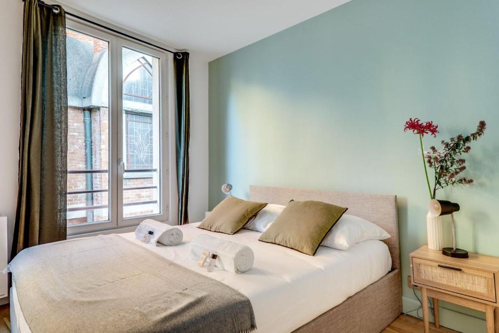 Stylish 1BR Retreat Near Gare du Nord - 1