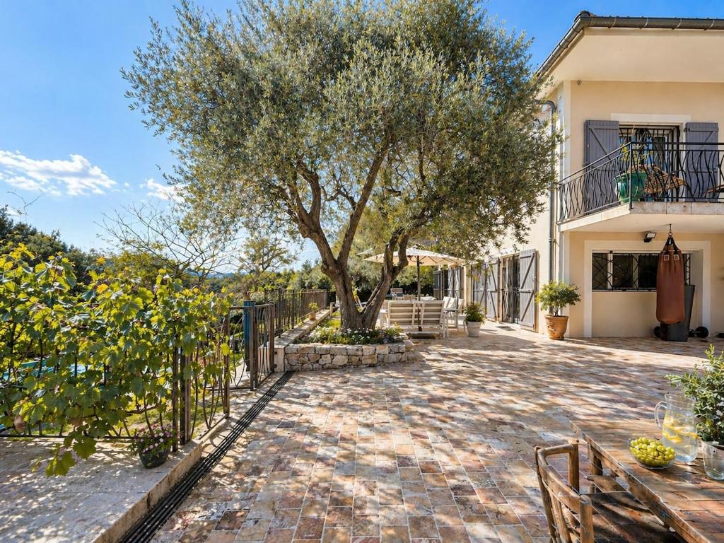 Luxury Villa, Garden - 3