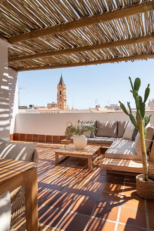 Central Atico 2BR - 3
