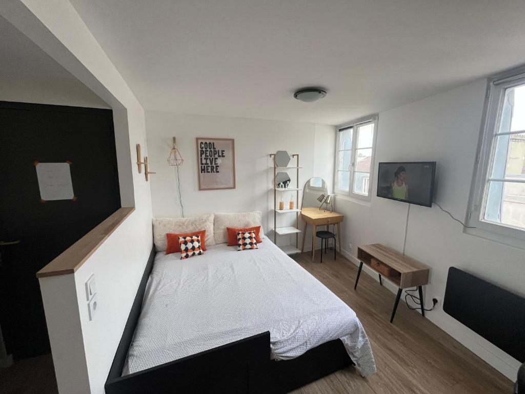 Studio rue piétonne & Basilique de Saint-Denis - 2