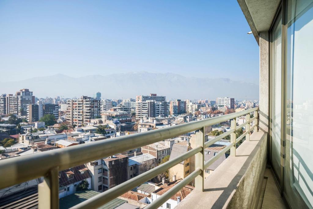 Chic Providencia Apt Cozy Stay Ideal for 3 Guests - 5