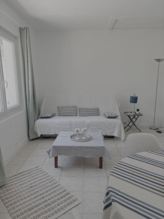 Madoujo petite villa à 200m de la plage - 2