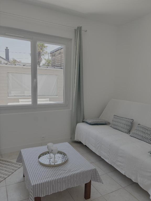 Madoujo petite villa à 200m de la plage - 3