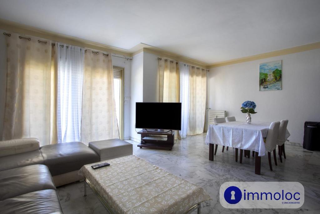 Spacious apartment with terrace in the Cimiez district - 2