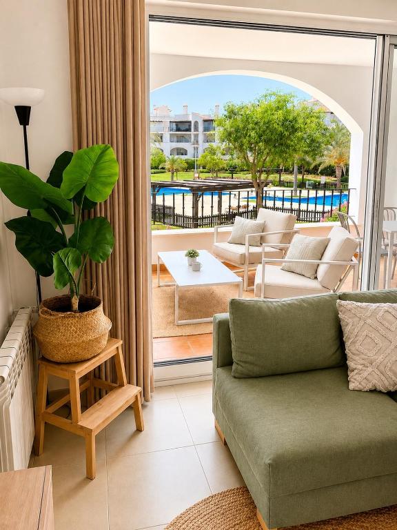 Casa Lilo 2 Bed Pool View Apartment La Torre Golf Resort - 5
