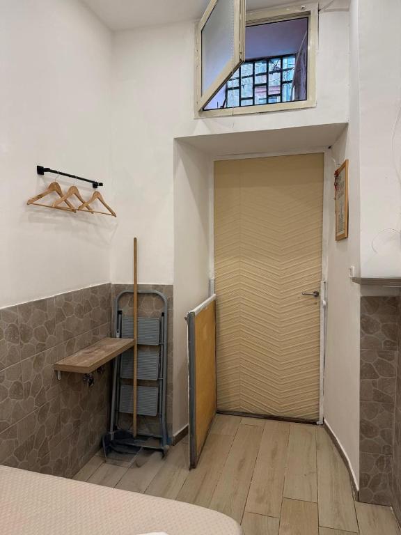 Piazzetta Small - 2