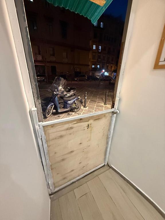 Piazzetta Small - 3