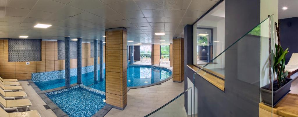 Luna Beach Hotel - All Inclusive — Swimming pool in Golden Sands, Varna Region