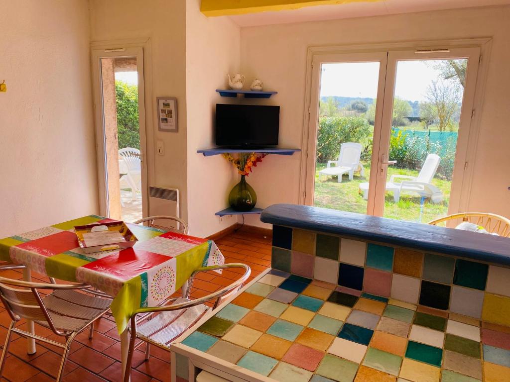Location, Piscine, Animaux , Clim - 2