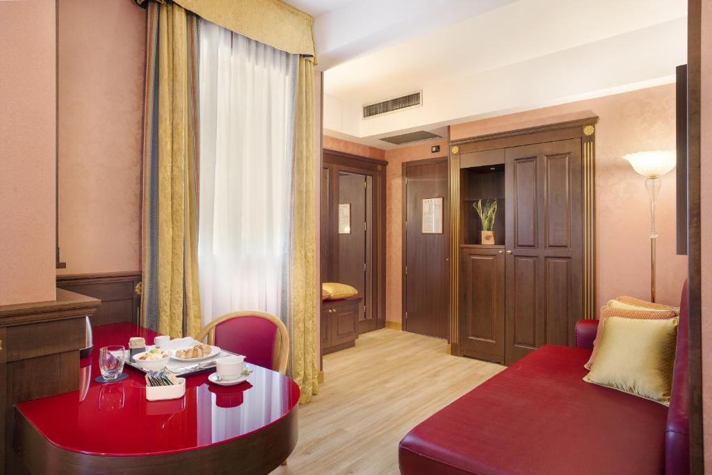 Best Western City Hotel - 2