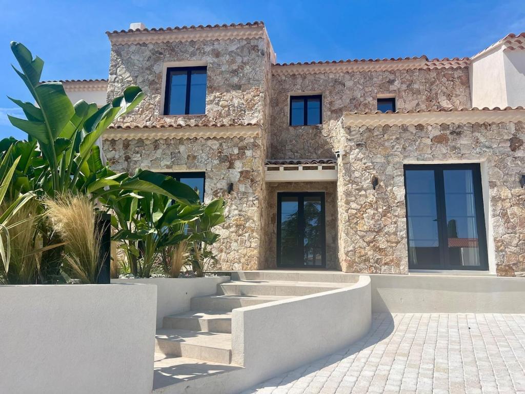 Villa Noosa, plein sud, familiale avec sa piscine privé - 5