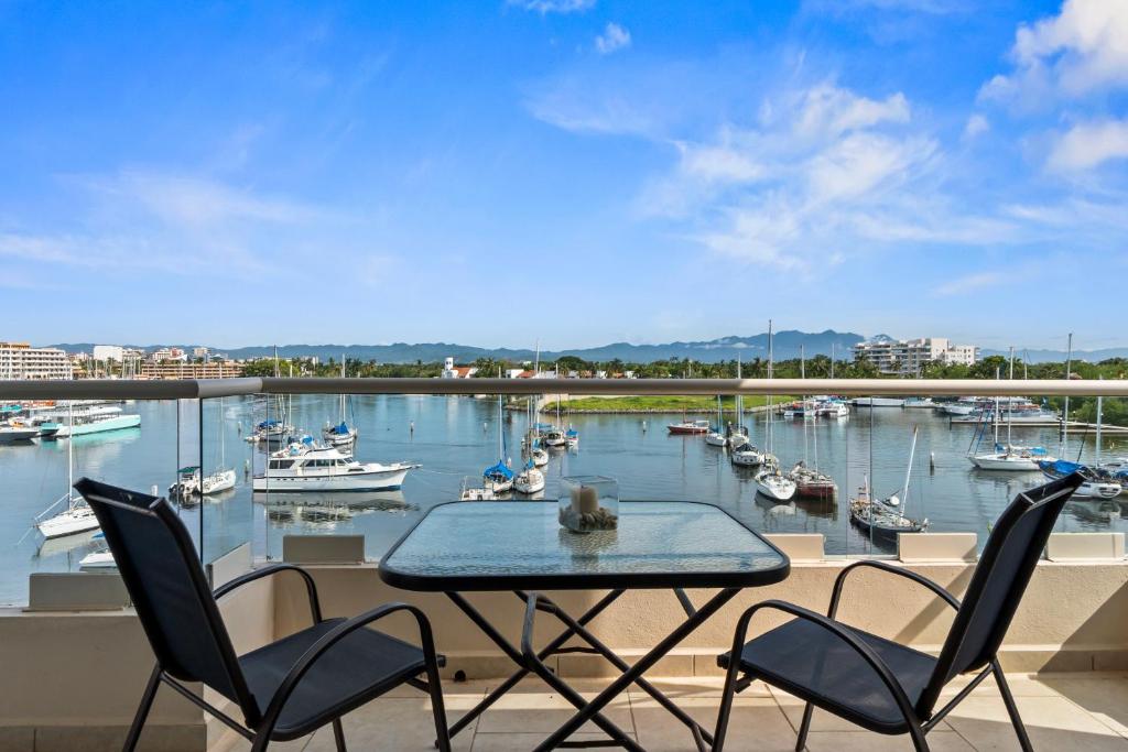 Marina Banderas Suites Hotel Boutique - 1