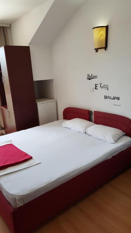 Art Theatre Caffe Hotel photo