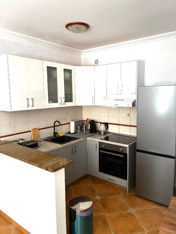 Lux 2-bedroom apartment in Old town Herceg Novi - 3