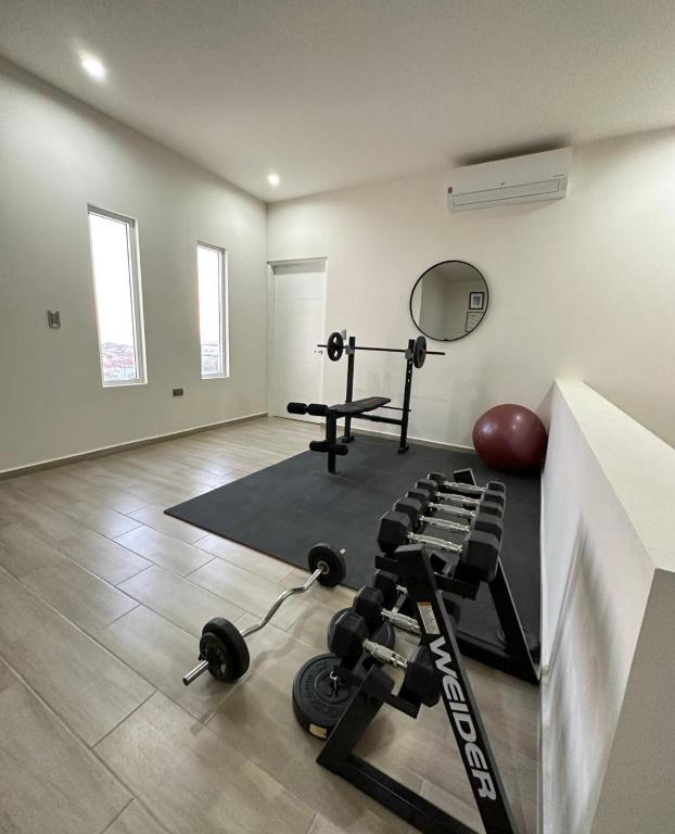 Luxury Sunset Retreat 3BR 3BA Pool - 3