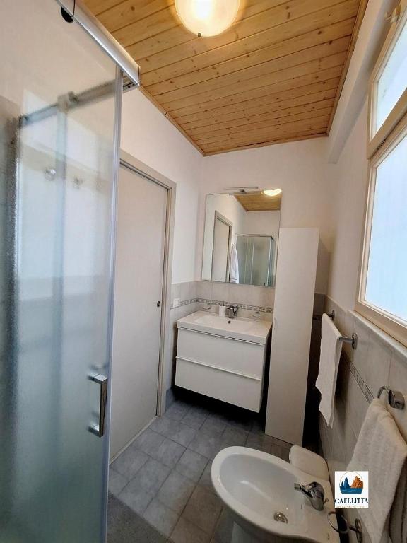 Caellitta Home - 5
