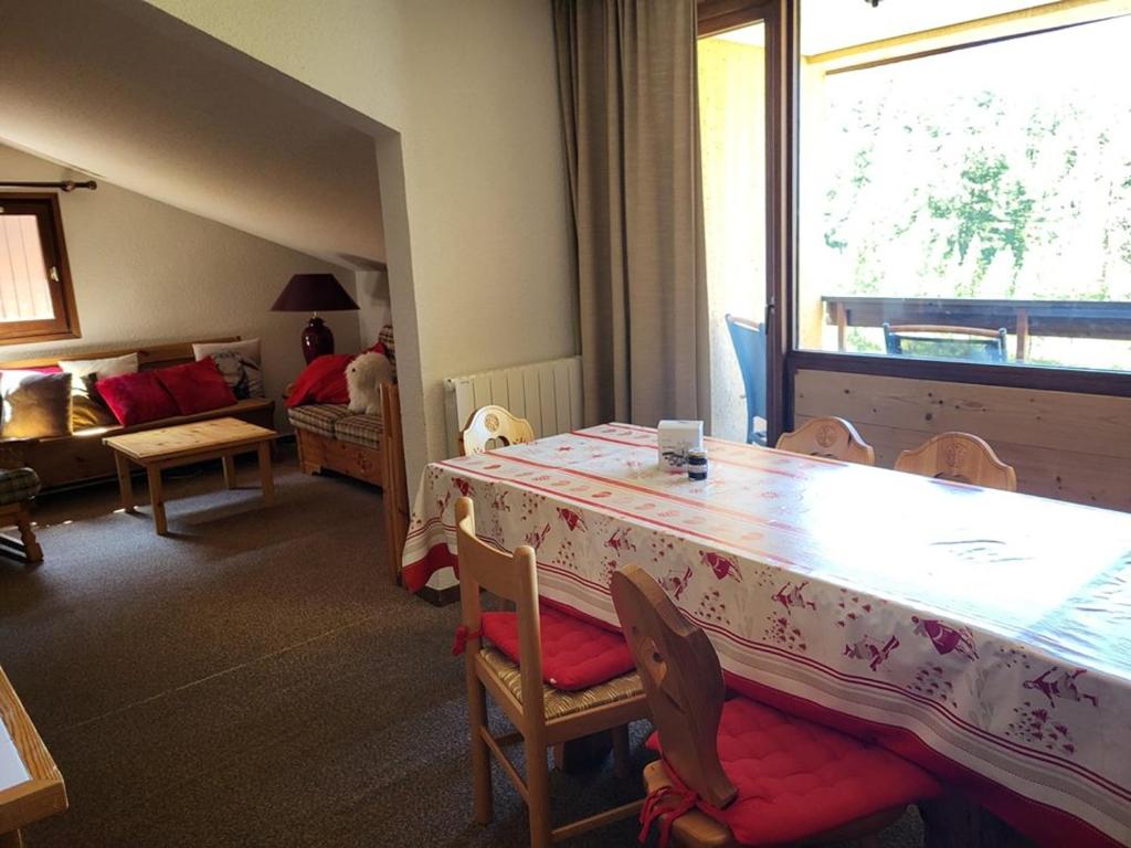 Appartement mansardé au pied des pistes - 4 pers. - FR-1-266-305 - 4