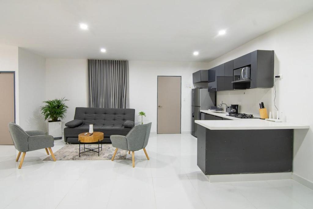 A nice cozy and very central place - 3