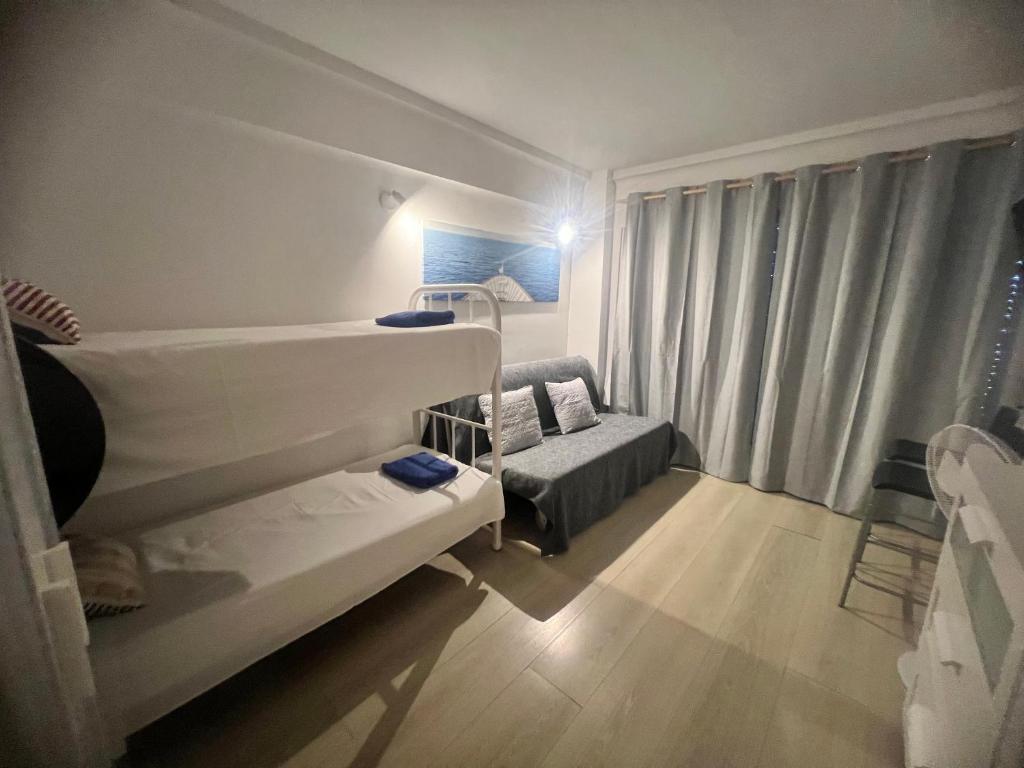 Sea View Studio with Pool - 5
