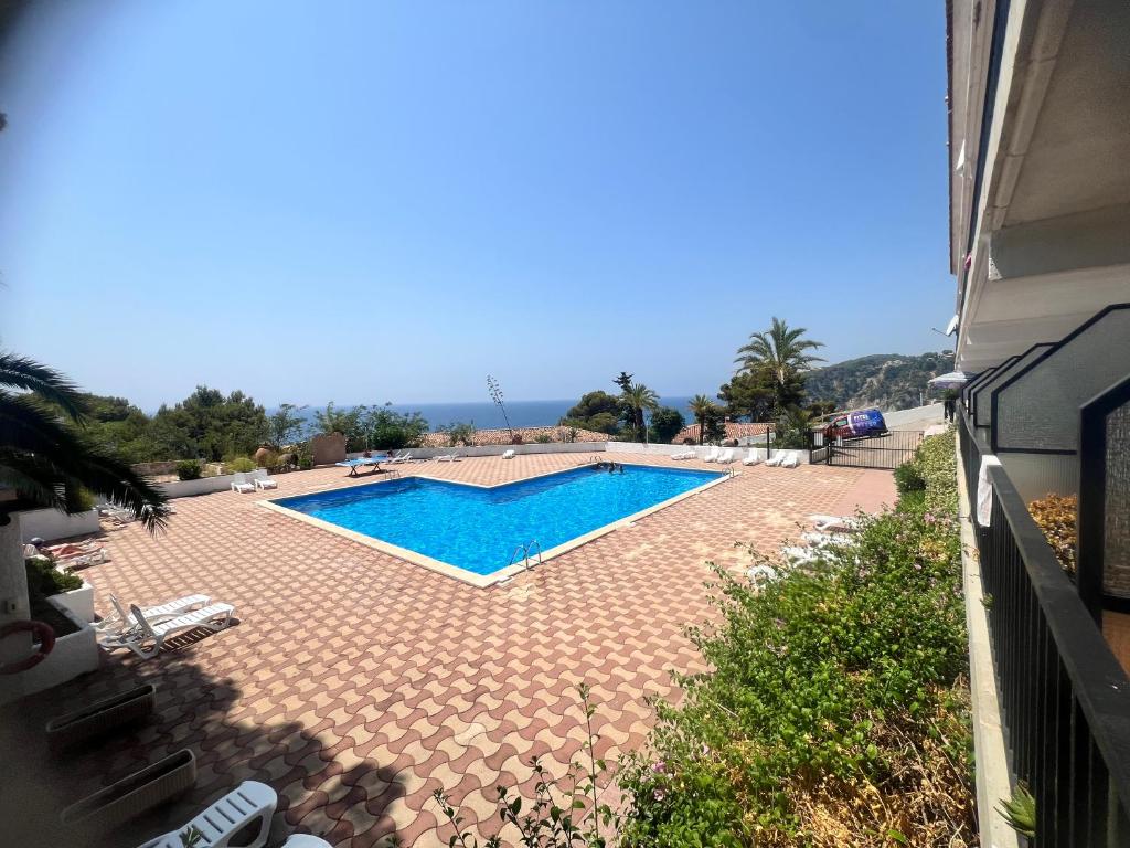 Sea View Studio with Pool - 1