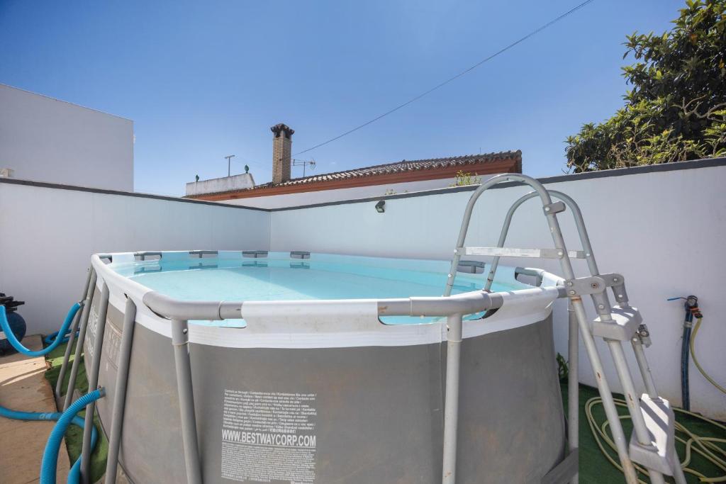 Apartamento con Piscina y Barbacoa - 1