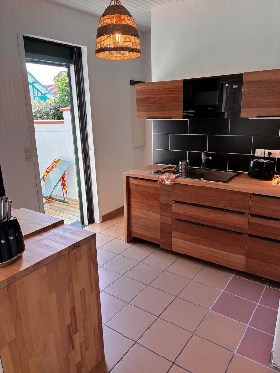 Renovated duplex with garden - Beach and port within walking distance - 5